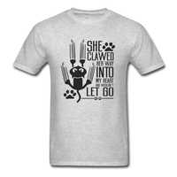 She Clawed Her Way Into My Heart T-Shirt - heather gray